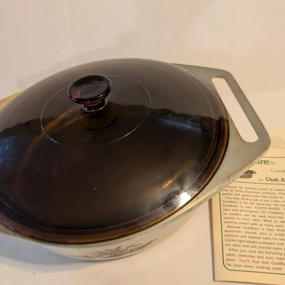Vintage Clubware aluminum Casserole Dish W/ Original Lid 10” stove and oven safe